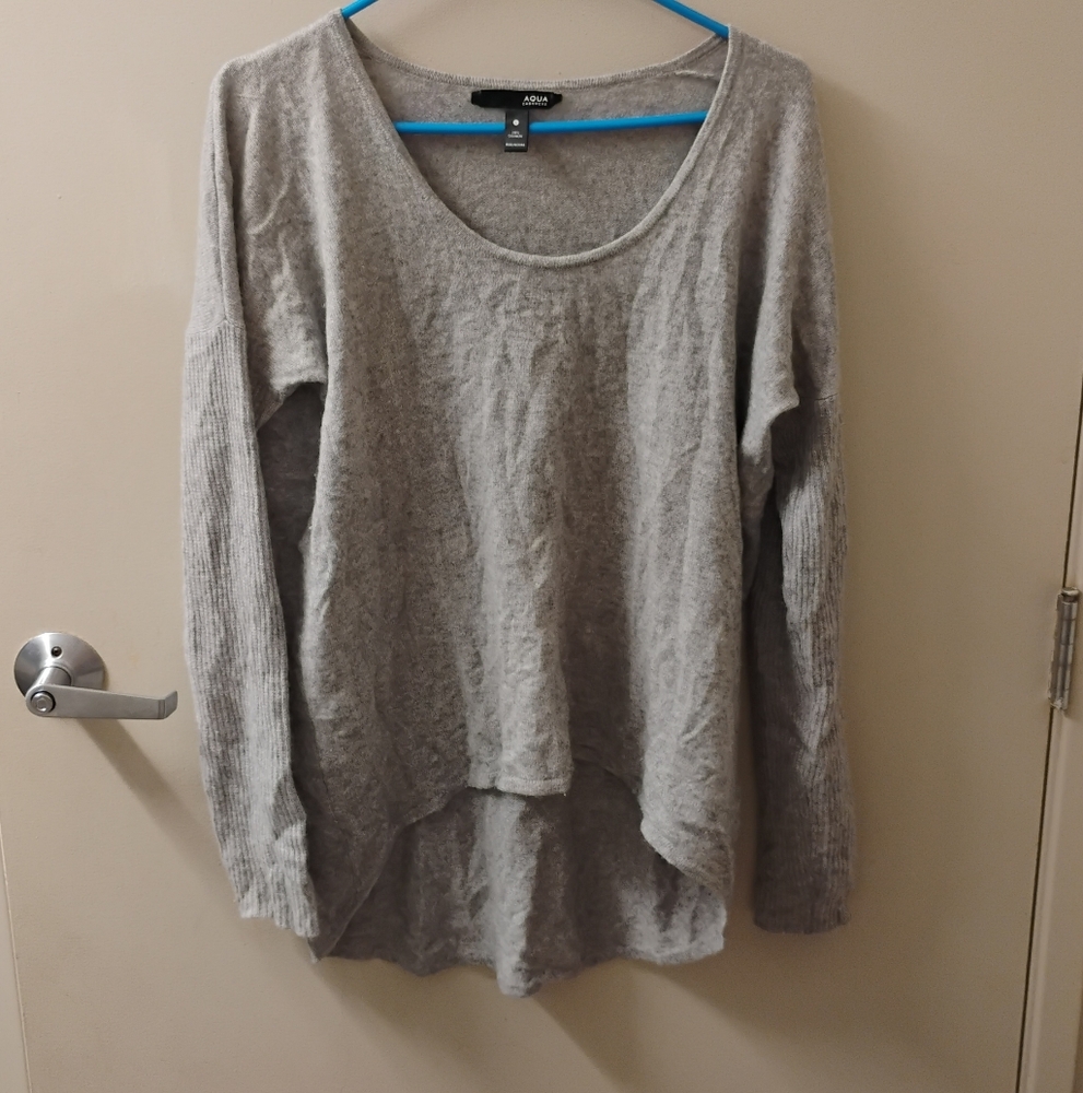 Aqua Cashmere Women's Scoop Neckline Cashmere Sweater Sz L